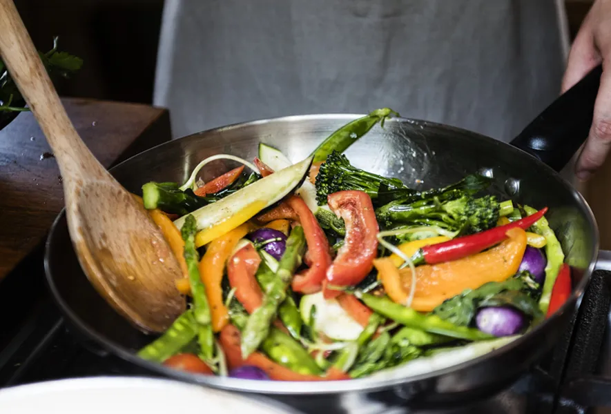 Wie sich das Kochen auf Nährstoffe in deinen Lebensmitteln auswirkt