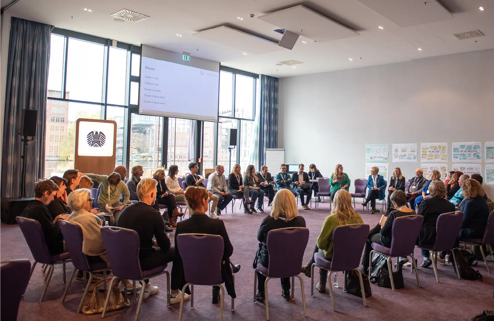 Kostenloses Mittagessen für alle Schüler:innen –eine hitzige Debatte