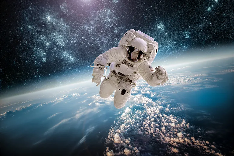 astronaut space walk
