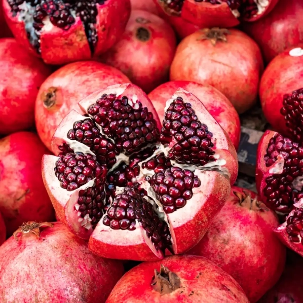 Thumbnailpomegranates.webp